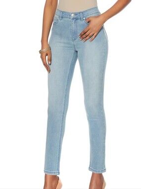 NWT!!  DG2 by Diane Gilman Light Blue Straight Leg Jeans